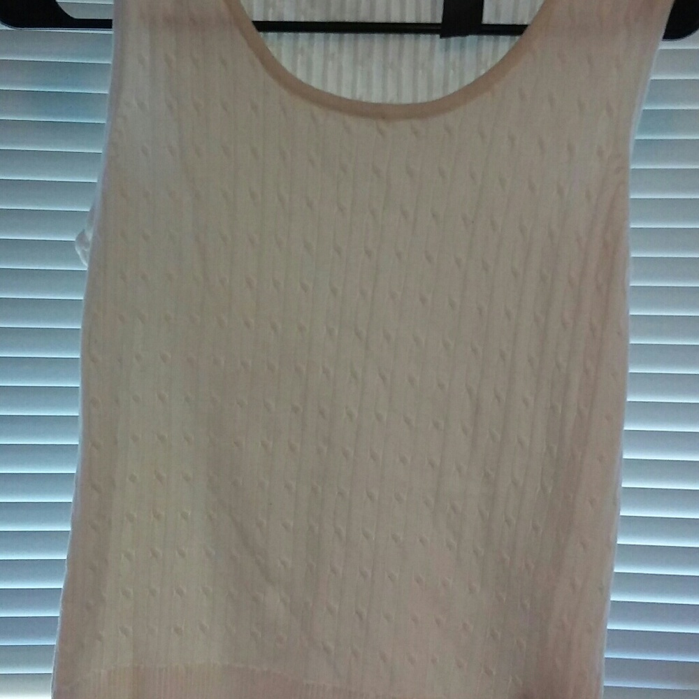 Liz Claiborne Cable Knit White Tank